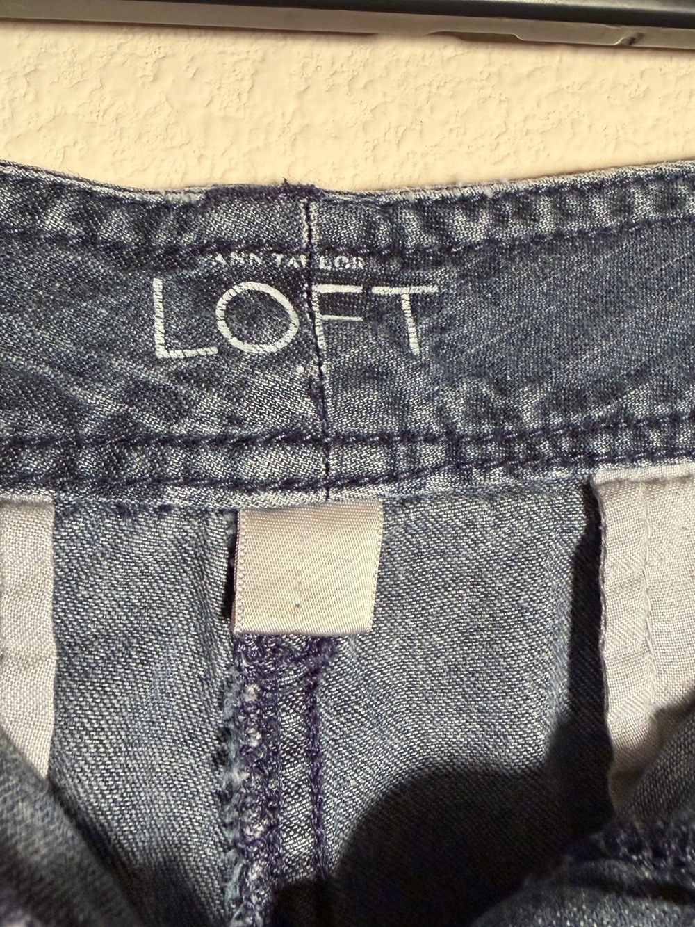 LOFT Dark Blue Jean Cargo Shorts - Picture 5 of 10